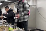 九游官网-杨瀚森赛后都吃什么？来看看开拓者&amp;湖人&amp;掘金三队的赛后餐